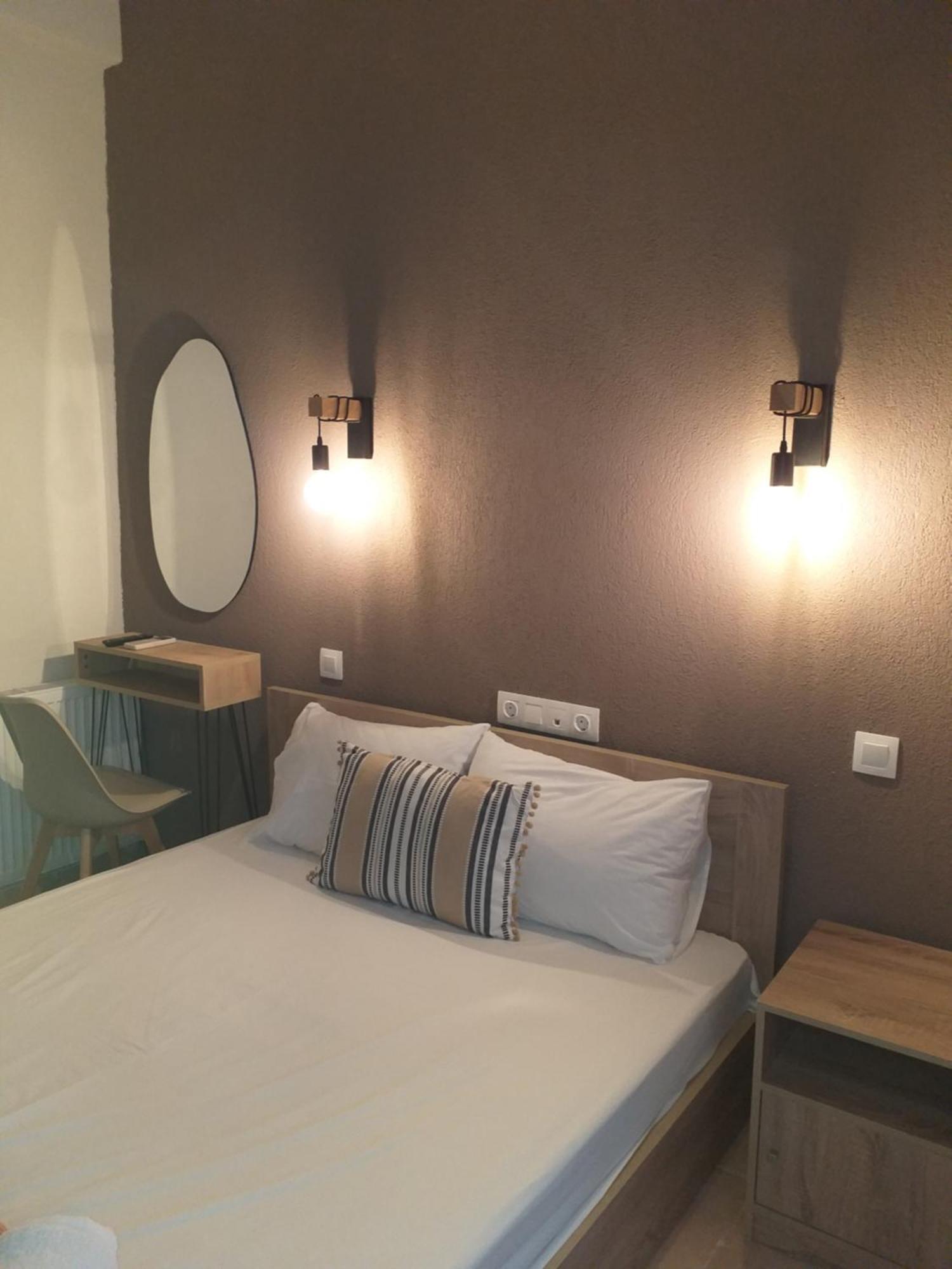 Hotel Isidora Loutros الغرفة الصورة